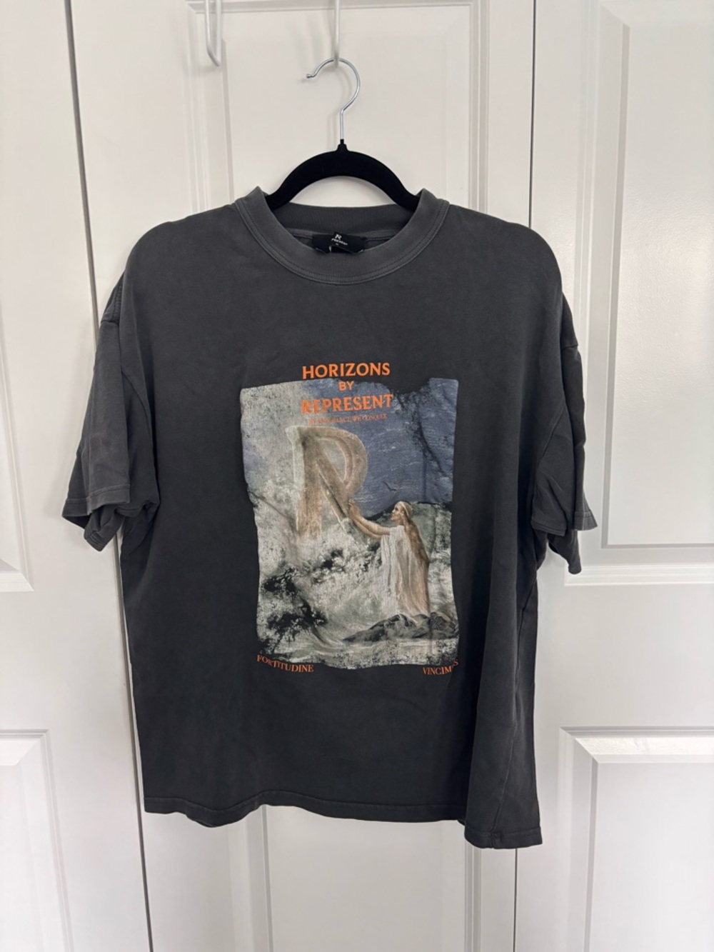 Represent Horizons Graphic Tee - Charcoal